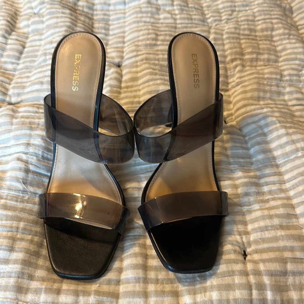 Express heels